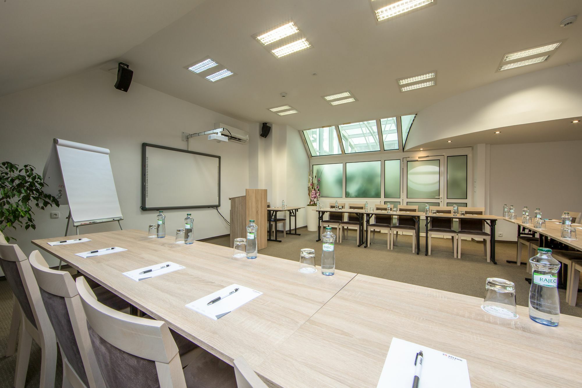 Aplend City Laurinska 11 Bratislava Ngoại thất bức ảnh